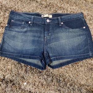 Womens Denim Levi Shorts sz 32